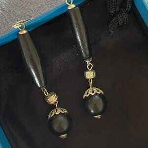 Black & Silver Tone Dangle Fashion Earrings - Brand New